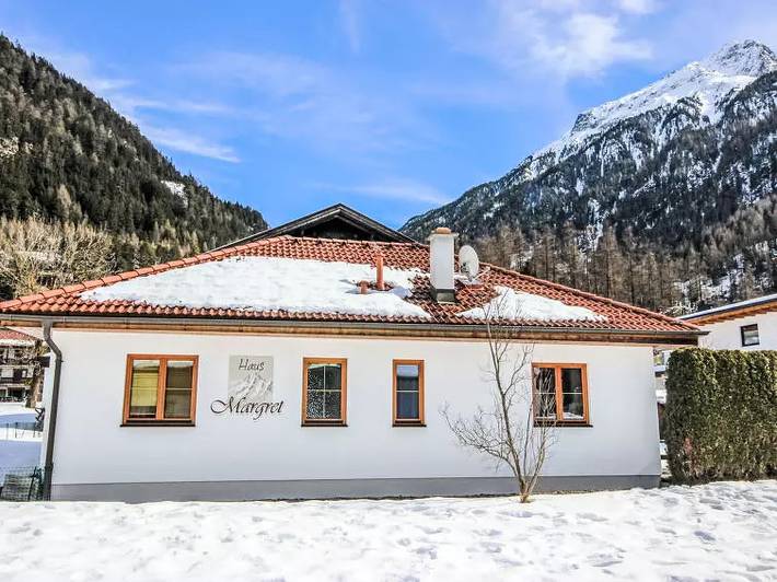Bungalow für 4 Personen, mit Garten in Tirol - 2