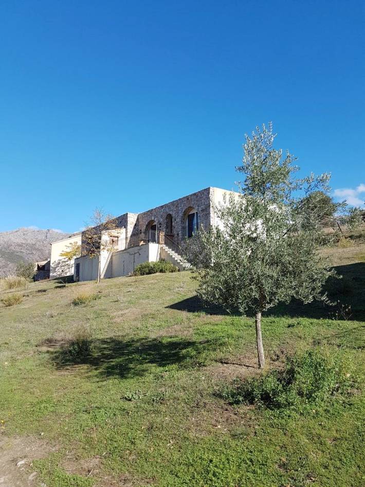 Location de vacances pour 5 personnes, avec jardin et vue, animaux acceptés à Pietralba