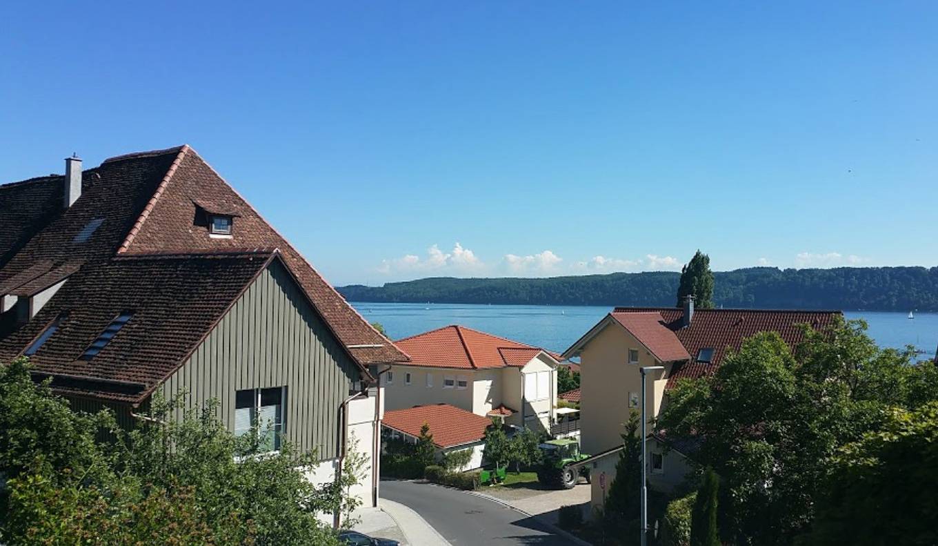 Ganze Ferienwohnung, Besonderes Retro Apartment mit Seeblick am Bodensee in Sipplingen- 150 Meter zum Bodensee in Sipplingen, Region Bodensee-Oberschwaben