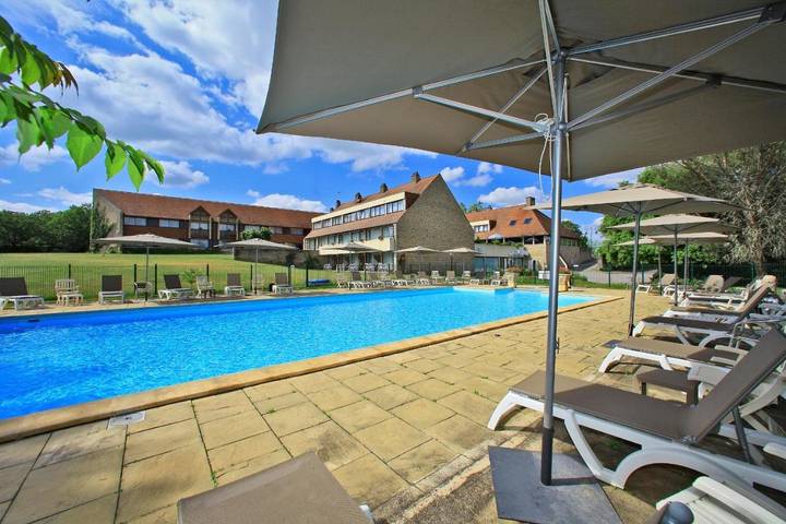Hotel voor 2 personen, with Terras and Tuin as well as Zwembad in Rocamadour