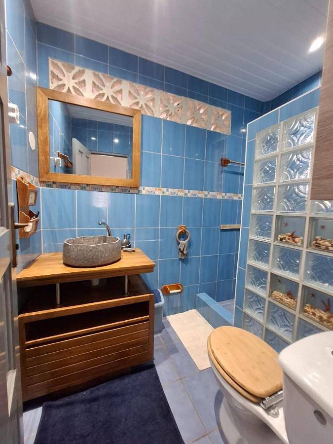 Location de vacances pour 6 personnes, avec vue ainsi que piscine et terrasse dans Guyane française - 3