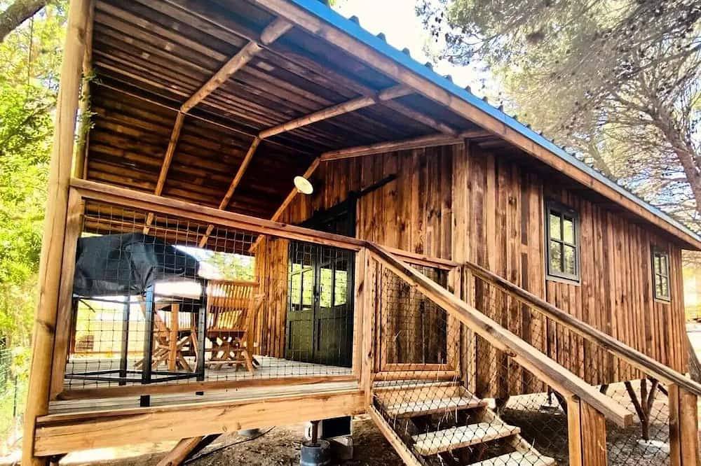 Camping pour 5 Personnes dans Sigean, Côte d'Améthyste