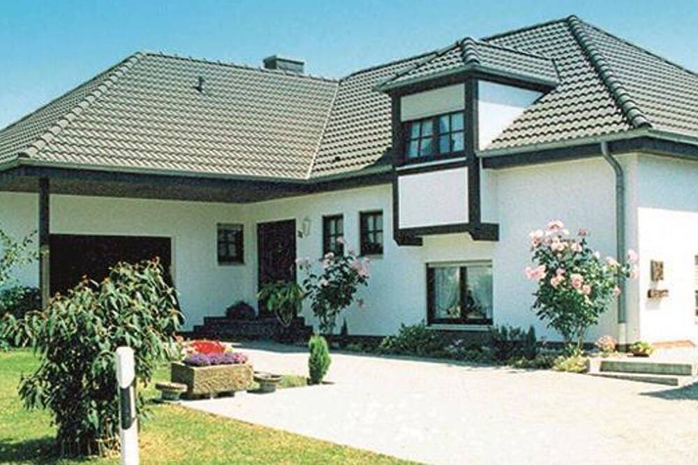 Ganze Wohnung, Ferienwohnung Zewe - 2-Bett-Ferienwohnung in Bitburg, Eifelkreis Bitburg-Prüm