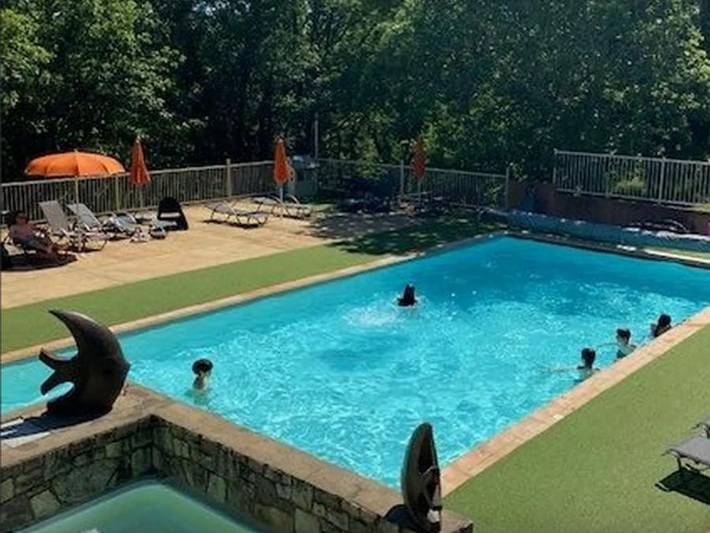 Gîte pour 6 personnes, avec bassin pour enfant, animaux acceptés à Joyeuse