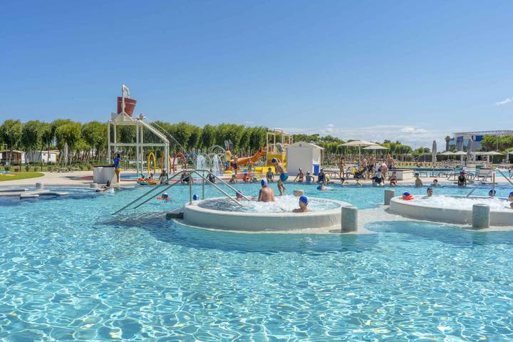 Mobilehome mit Klimaanlage in Spiaggia di Maria Pia (Alghero), Alghero