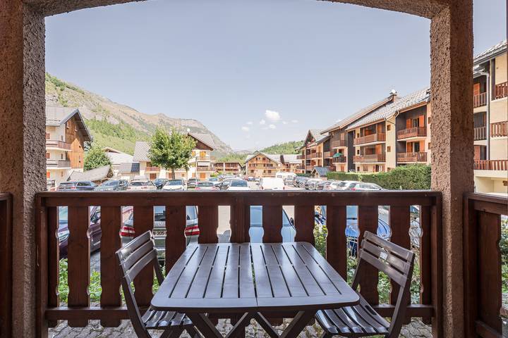 Appartement entier, Appartement 'Joli Appt 2 Centre Village Valloire' avec vue sur les montagnes, balcon et Wi-Fi in Valloire, Région de Saint-Jean-de-Maurienne
