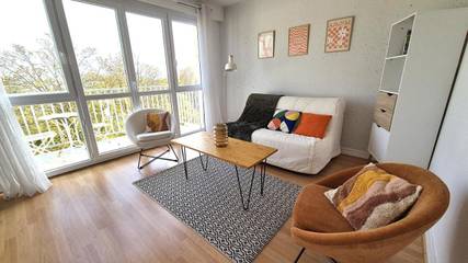Gîte pour 4 personnes, avec vue et balcon à Mont-Saint-Aignan