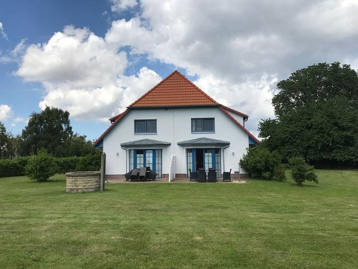 Ferienhaus für 7 Personen, mit Sauna und Terrasse in Garz/Rügen - 2