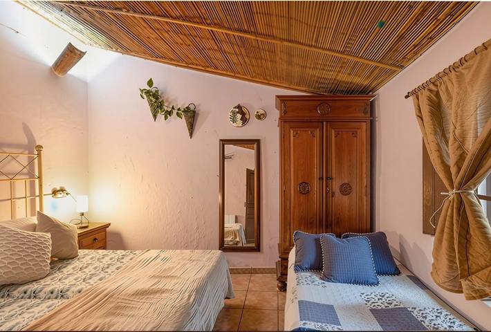 Casa rural para 8 personas, con piscina además de jardín y vistas, Se admiten mascotas en Alt Penedès - 4