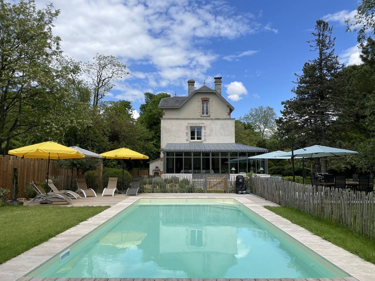 Grand Gîte "La Parenthèse" in Région de Rochefort