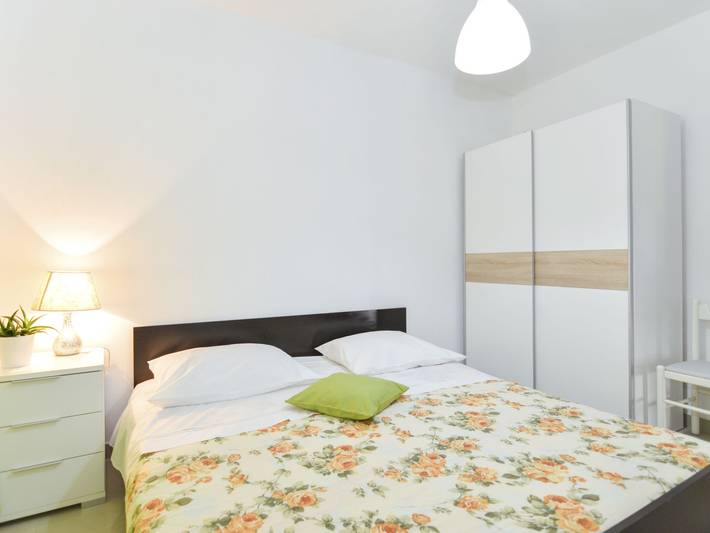Ferienwohnung für 4 Personen, mit Terrasse und Garten auf Brac - 4