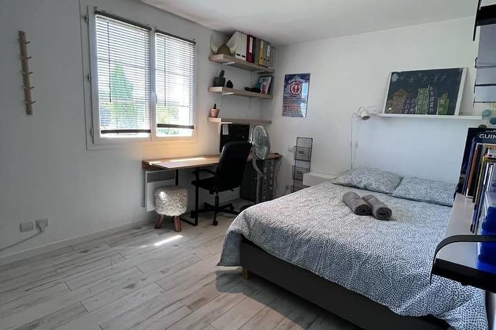 Location de vacances pour 8 personnes à Châteauneuf-le-Rouge - 3