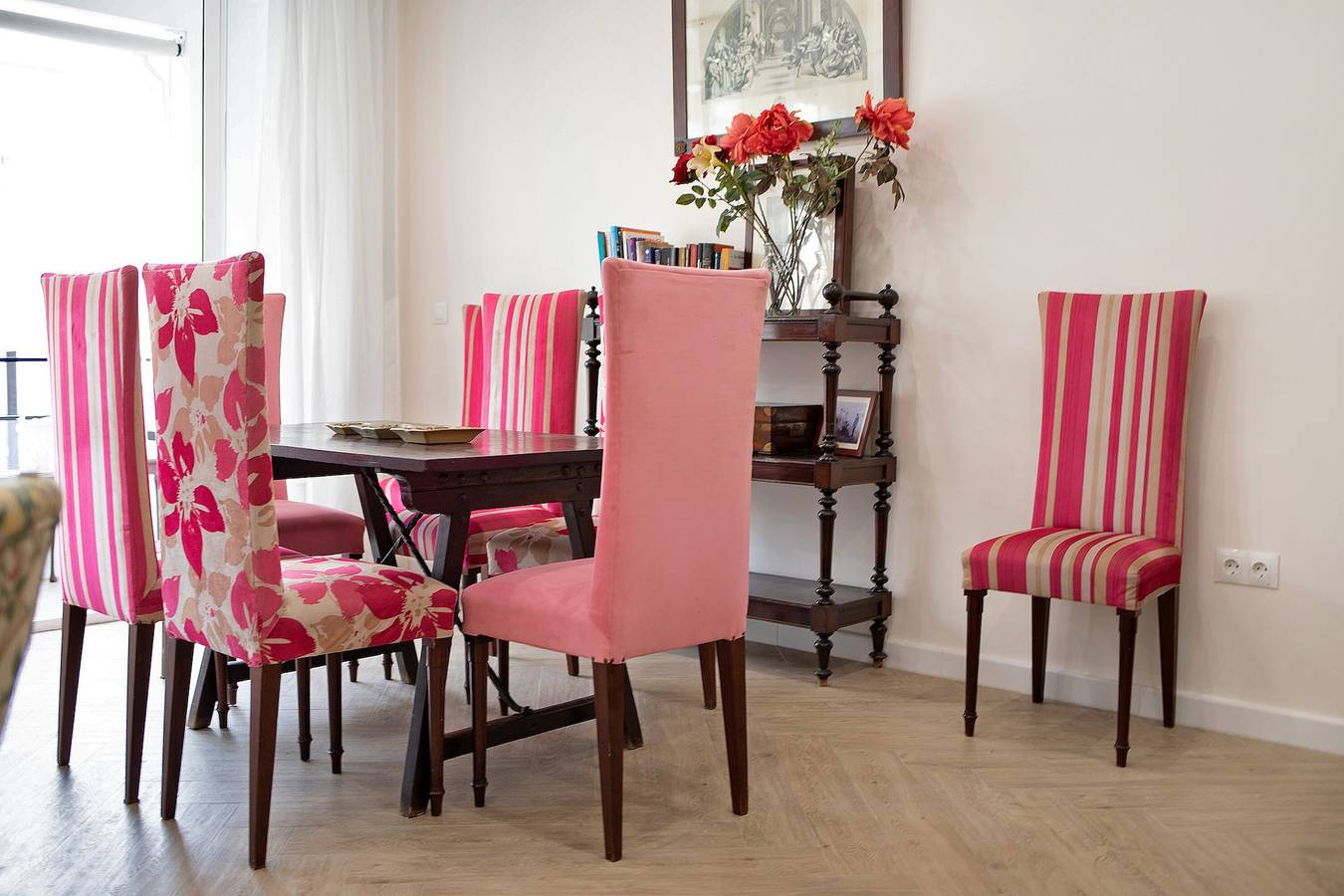 Apartamento entero, Apartamento vacacional accesible 'Ancha 9' con terraza privada y aire acondicionado in Sanlúcar de Barrameda, Costa de la Luz