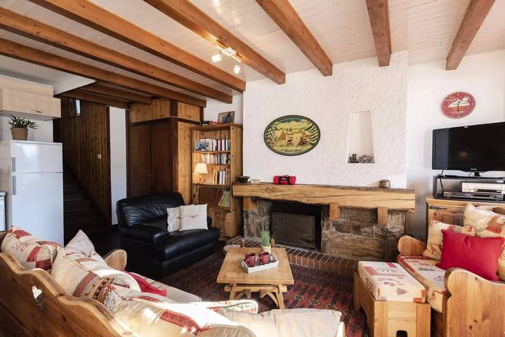 Appartement entier, Appartement 6 personnes proche pistes de skis du Pla d'Adet in Saint-Lary-Soulan, Parc national des Pyrénées