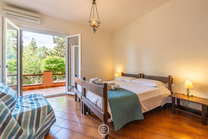 Ferienhaus für 6 Personen mit Balkon/Terrasse in Solanas, Comune di Sinnai