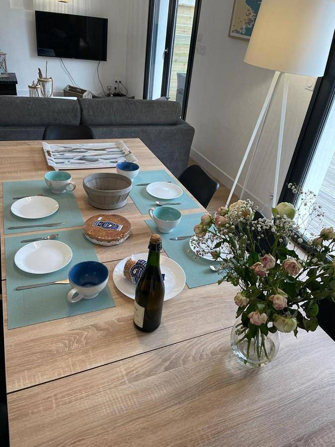 Location de vacances pour 10 personnes, avec jacuzzi et jardin à Gouesnach - 2