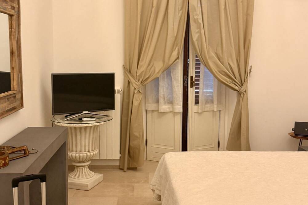 Entire apartment, Dimora Orsini Del Balzo - Apartment with terrace in Carovigno, Salento