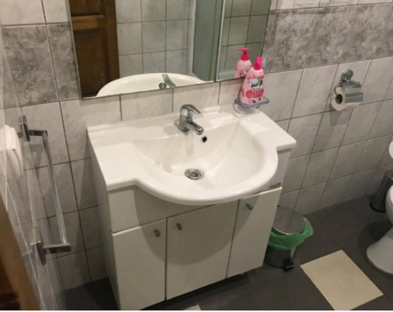 Ganze Wohnung, Ferienwohnung für 4 Personen mit Balkon in Ploce, Dubrovnik-Neretva
