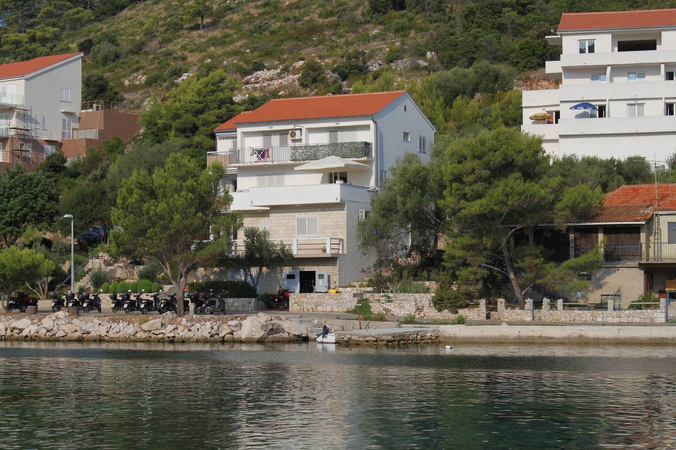 Ganze Wohnung, Studio Appartement mit Balkon und Meerblick Pasadur, Lastovo As-8351-b in Dubrovnik-Neretva