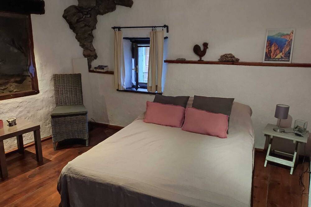 Ganze Wohnung, Studio Sole e Ventu (30 qm) zwischen Bergen und Meer. in San-Giovanni-di-Moriani, Corte und Umgebung