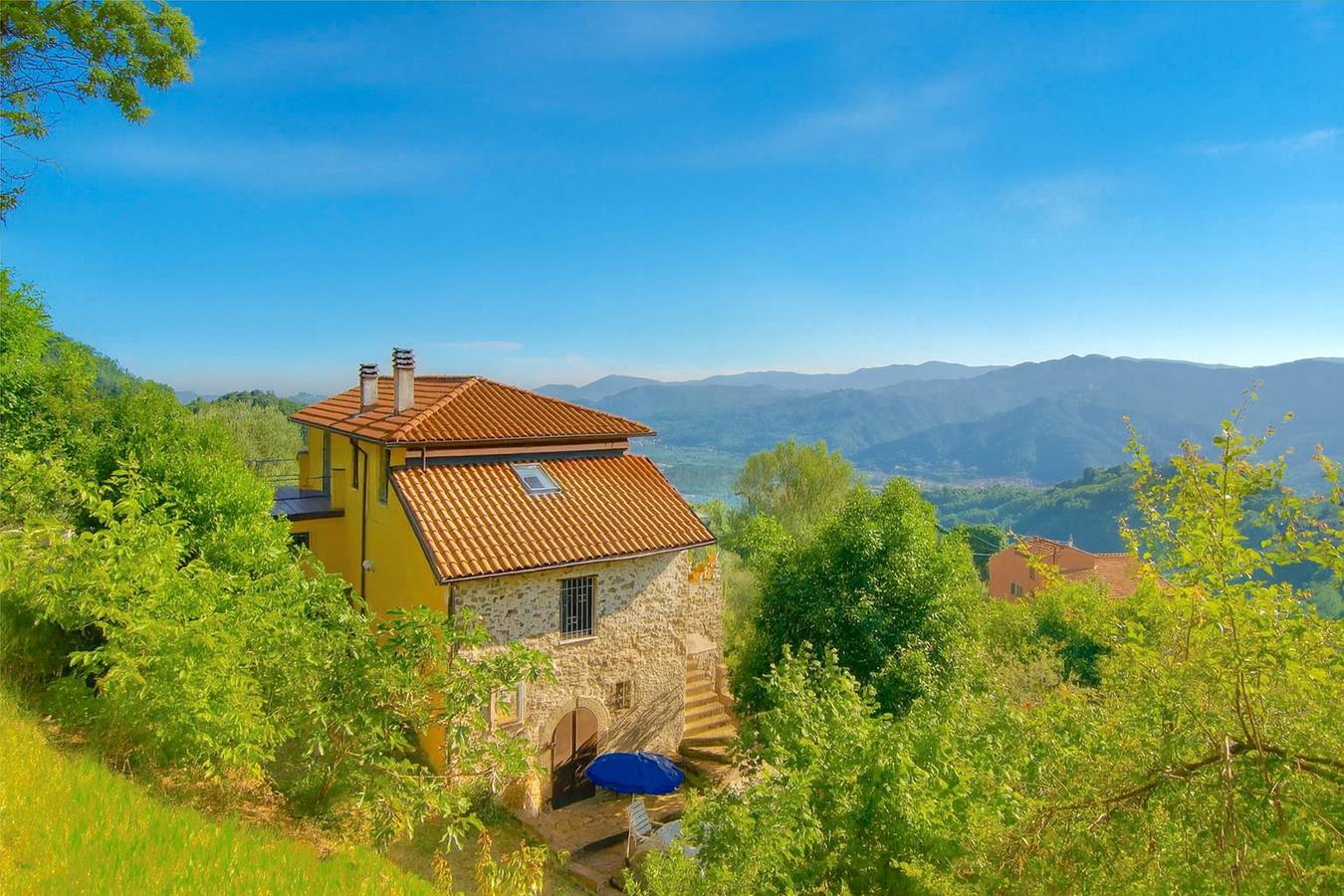 Villa Garibaldino in Podenzana, Valle de Magra