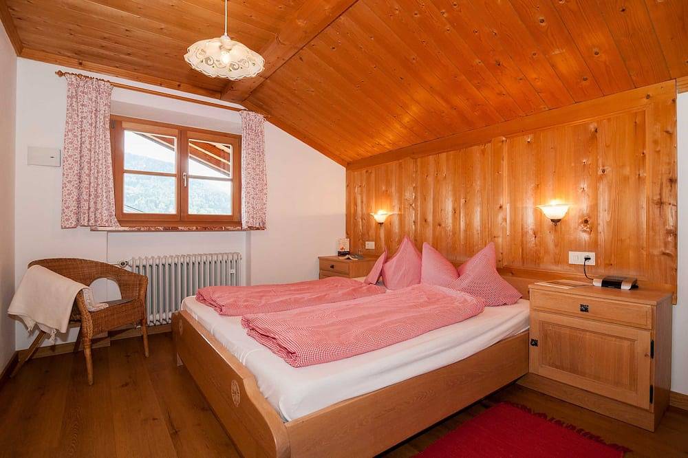 Ferienwohnung 8 - Gästehaus Ferienwohnungen Liedschreiber Gbr in Rottach-Egern, Bayerische Alpen