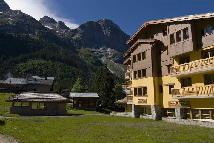 Gîte pour 6 personnes, avec balcon, animaux acceptés dans Office De Tourisme De Pralognan - 2