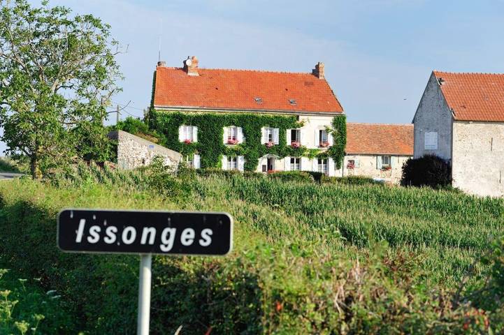 Chambre d’hôte pour 3 personnes, avec jardin, animaux acceptés à Marigny-en-Orxois