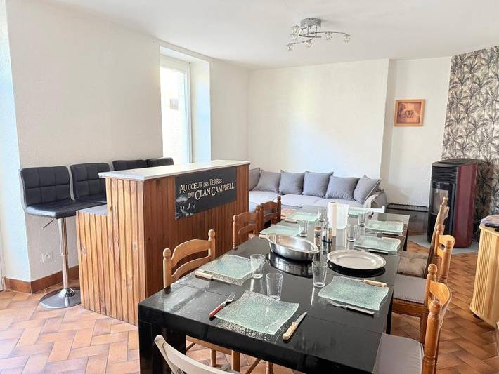 Location de vacances pour 8 personnes, avec balcon à Montlaur (Midi-Pyrénées)