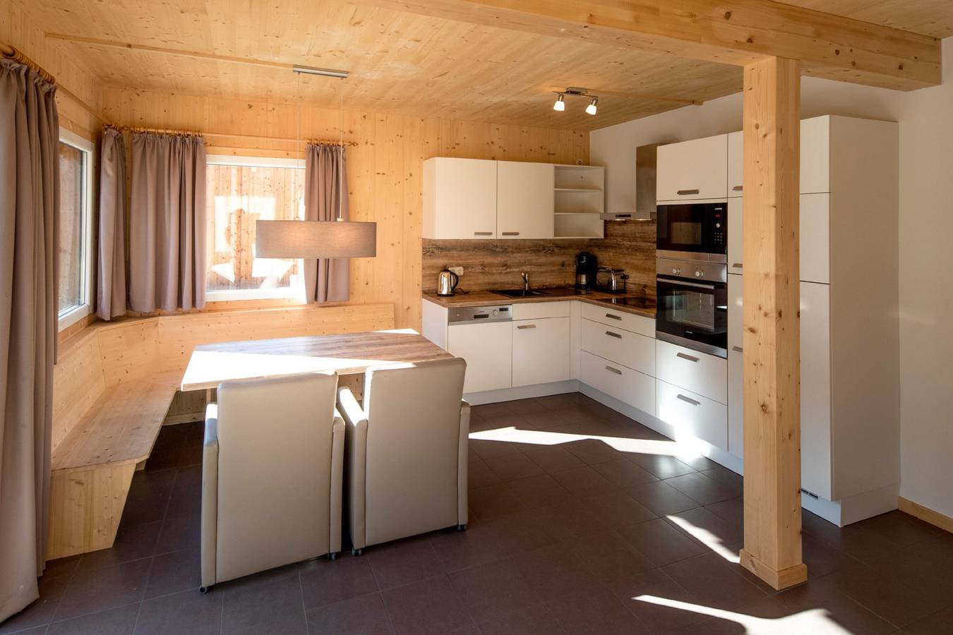 Chalet # 44a mit 3 Schlafzimmer, Ir-Sauna & Whirlpool in St. Georgen ob Murau, Sankt Georgen am Kreischberg