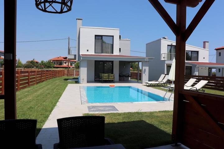 Ferienpark für 5 Personen, mit Pool und Garten sowie Ausblick in Griechenland - 2