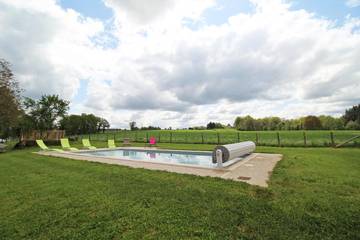 Gîte for 14 Guests in Cussac, Haute-Vienne, Picture 2