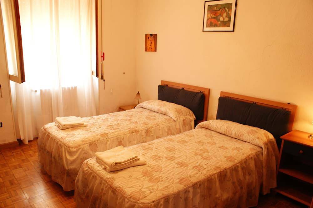 Panoramic Villa with Pool for 8 Guests in Cilento in Santa Maria di Castellabate, Cilento