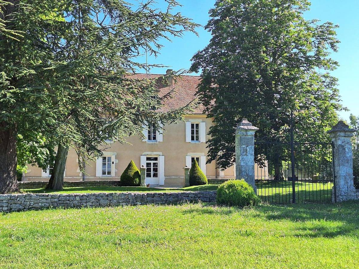 Three-Bedroom Home in Monestier, Périgord Pourpre