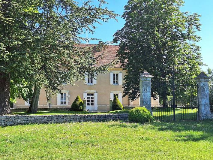 Location de vacances pour 6 personnes, avec vue et jardin à Monestier - 2