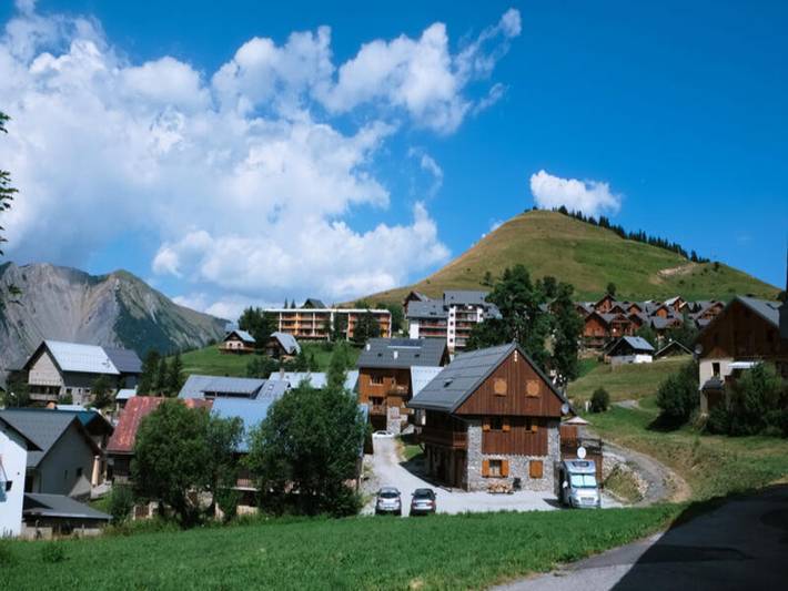 Location de vacances pour 6 personnes, animaux acceptés à Albiez-Montrond