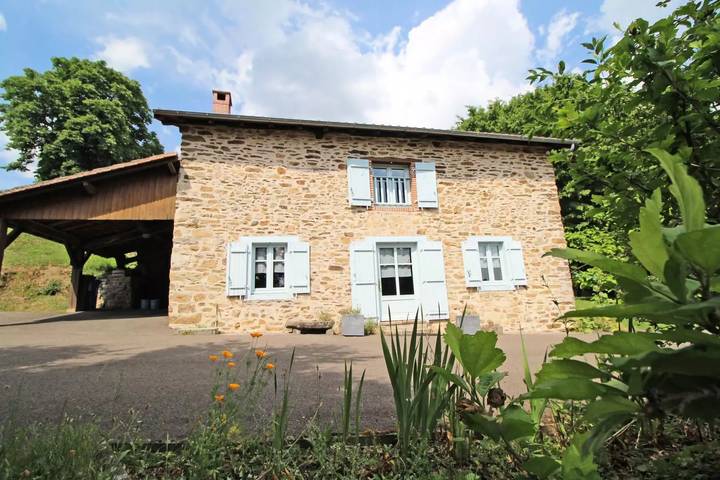Gîte pour 5 personnes, avec jardin