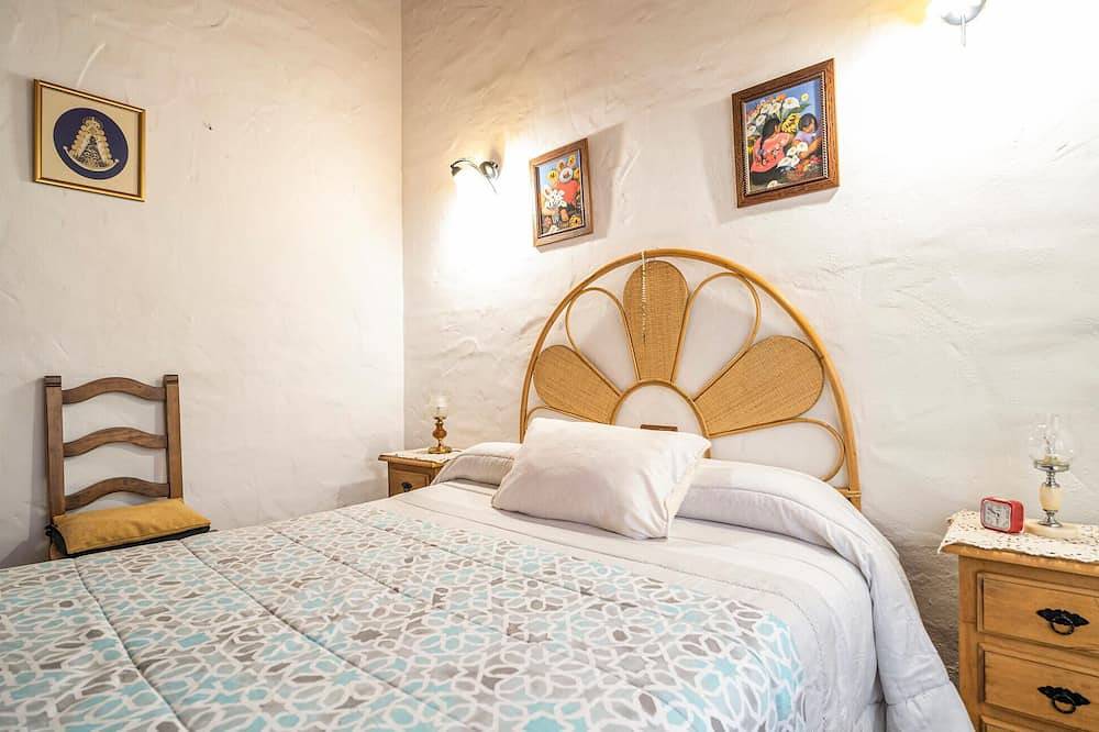 Nice home in Jubrique in Jubrique, Málaga Province