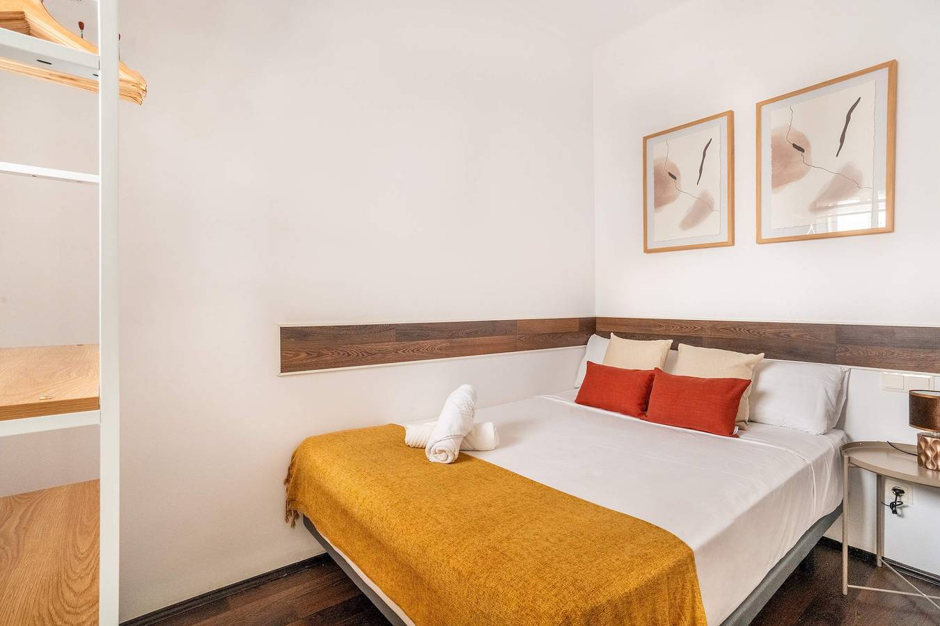 Apartamento entero, Apartamento de vacaciones para 9 personas in Centro Barcelona, Barcelona