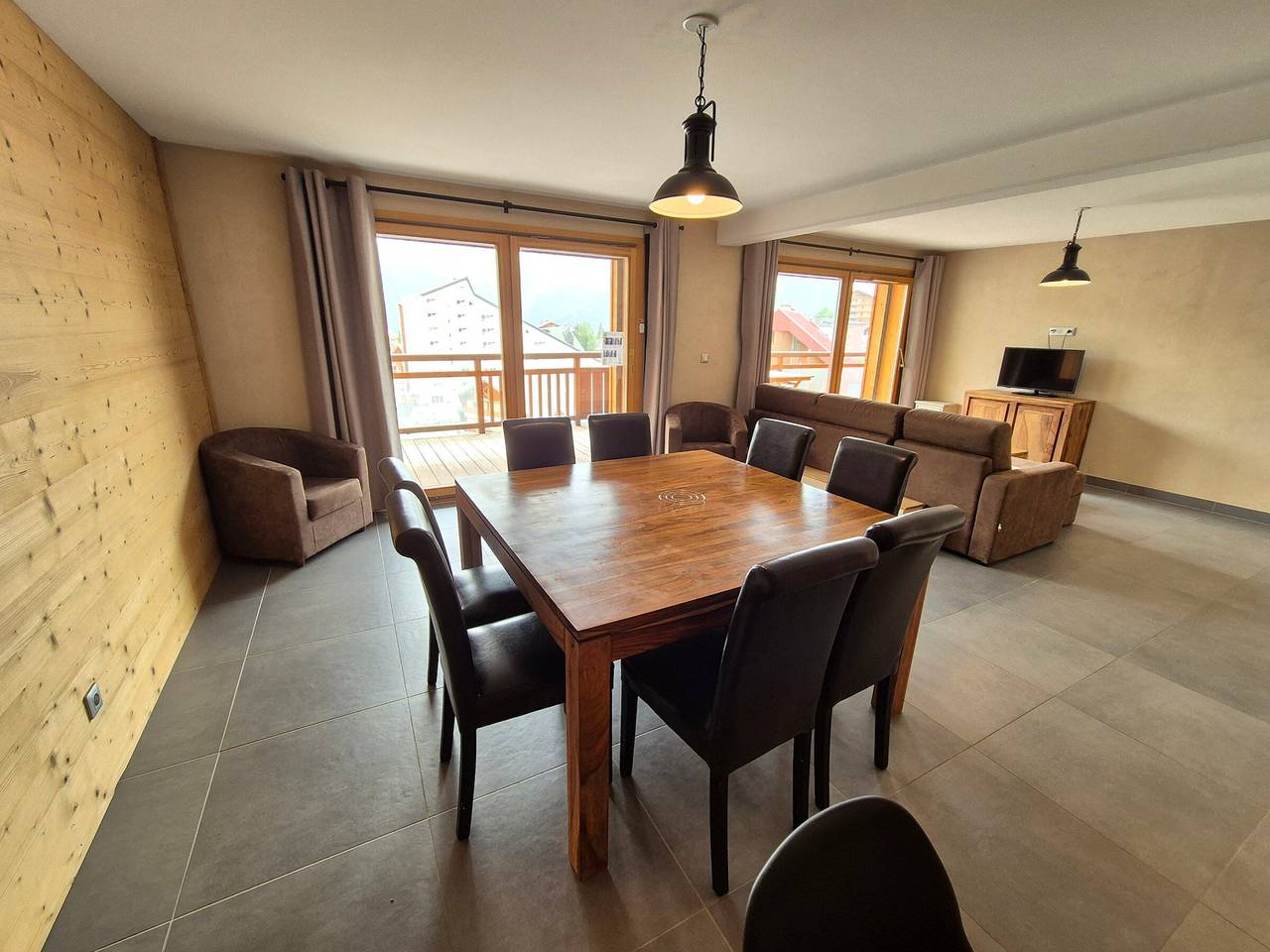 Appartement entier, Appartement lumineux 3 pièces, proche des pistes, animaux admis in Mont-de-Lans, Les Deux Alpes