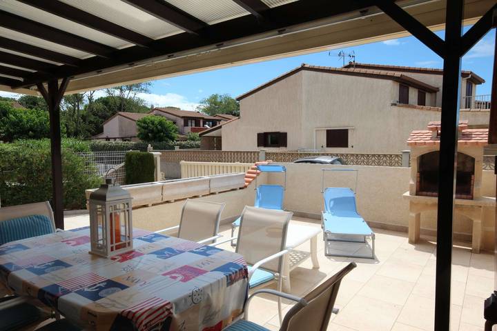 Village vacances pour 5 personnes, avec balcon et piscine dans Occitanie - 2