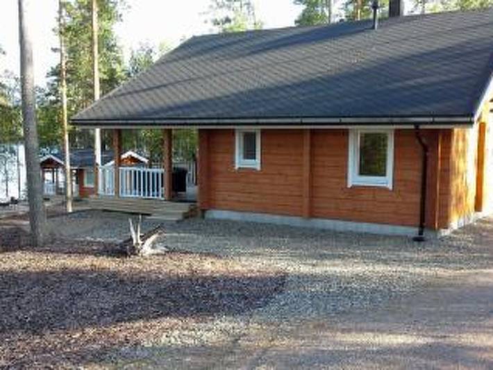 Ferienhaus für 6 Personen, mit Terrasse und Sauna in Rautalampi