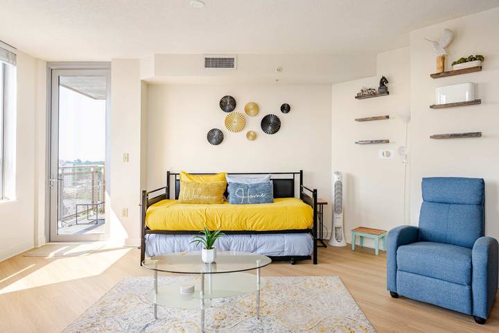 Ferienwohnung für 6 Personen, mit Garten und Pool sowie Seeblick, kinderfreundlich - 1