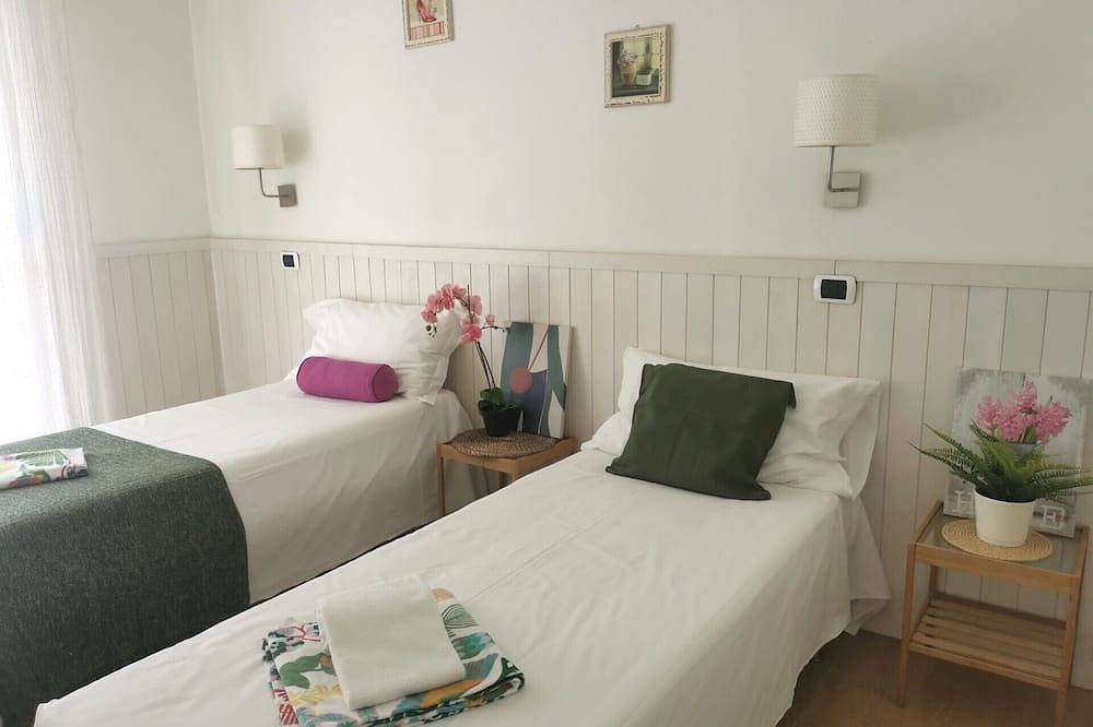 Appartamento intero, Bnbook Appartamento Sempione con 4 camere da letto e 4 bagni in Rho, Provincia di Milano