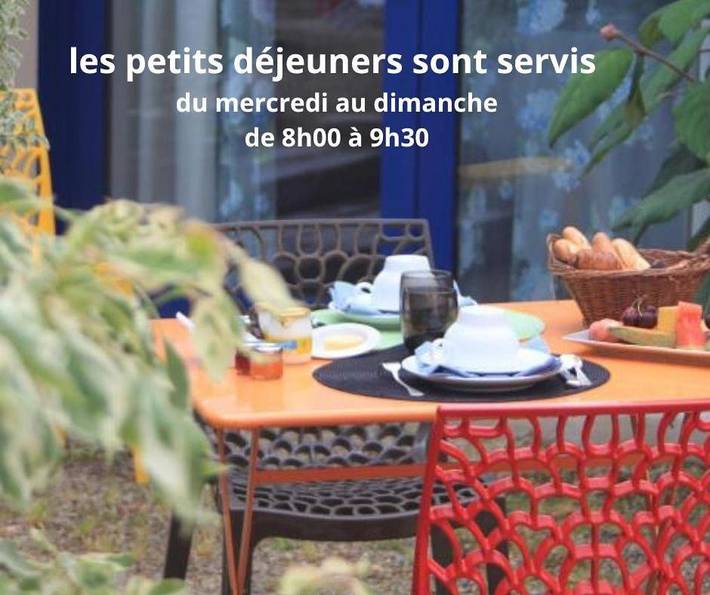 Hôtel pour 2 personnes, avec jardin et terrasse dans Theix-Noyalo - 4