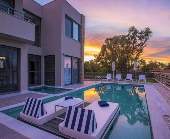 Villa mit pool für 6 Personen, mit Garten und Meerblick in Chalkidiki