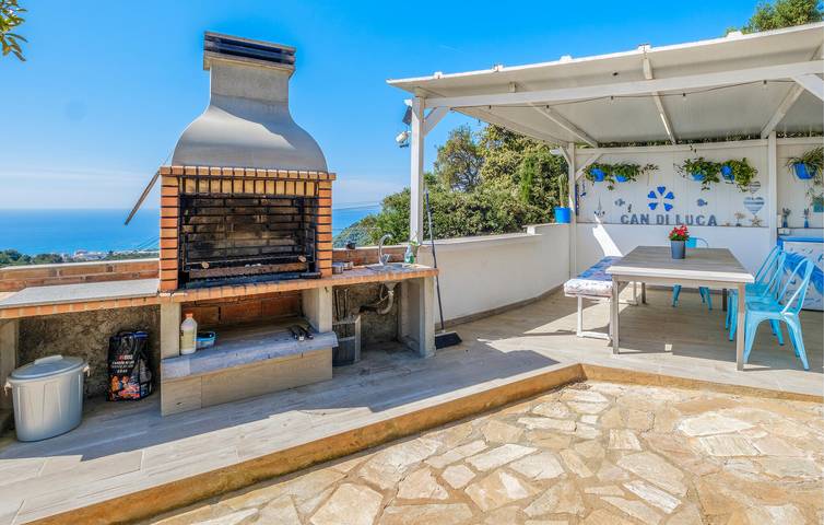 Ferienhaus für 8 Personen, mit Terrasse und Garten sowie Pool in Malgrat de Mar - 2