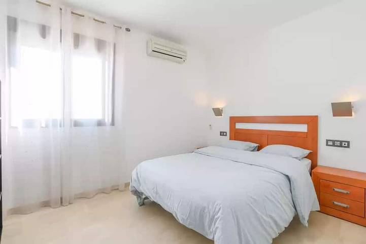 Appartement entier, Downtown: Penthouse 2 bedrooms with terrace in Dos Hermanas, Province de Séville