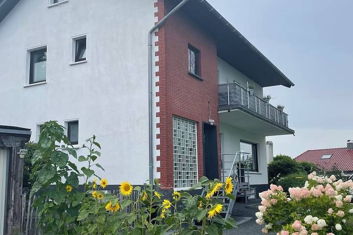 Ferienwohnung für 3 Personen, mit Balkon in Kürten
