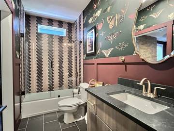 Vacation Apartment for 8 Guests in Louisville, Kentucky, Picture 4